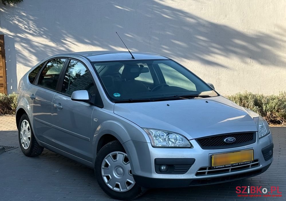 2008' Ford Focus photo #1