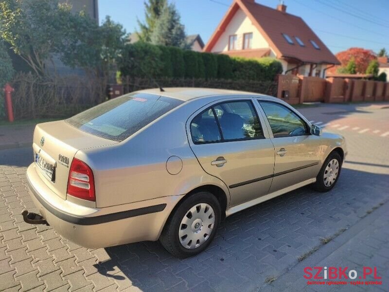 2006' Skoda Octavia photo #2