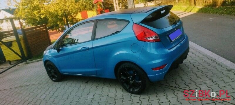 2009' Ford Fiesta photo #3