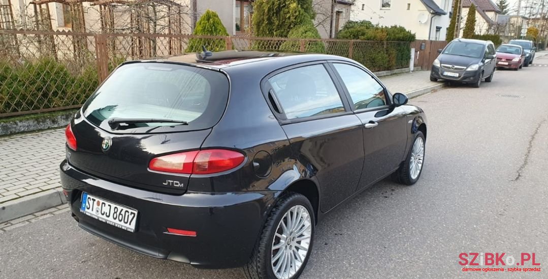 2008' Alfa Romeo 147 photo #4