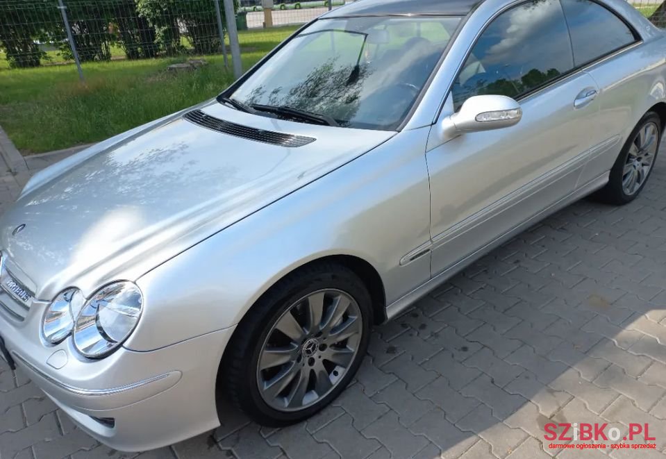 2005' Mercedes-Benz CLK photo #3