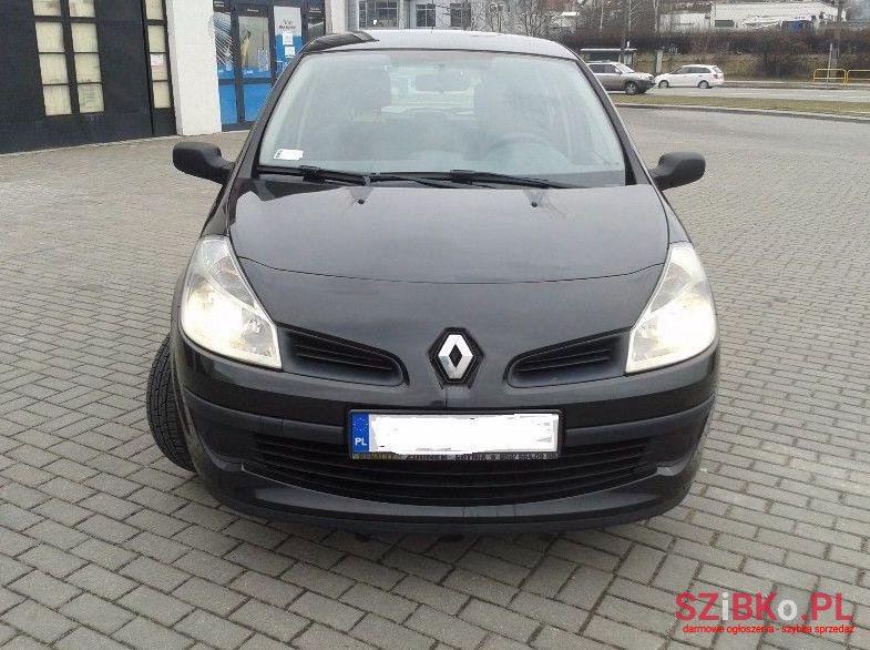 2007' Renault Clio photo #1