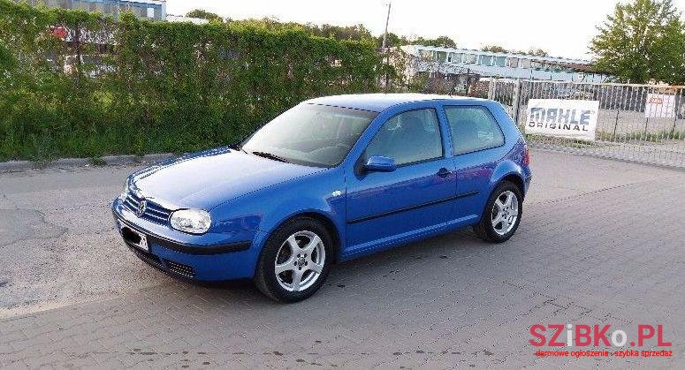 1999' Volkswagen Golf photo #1