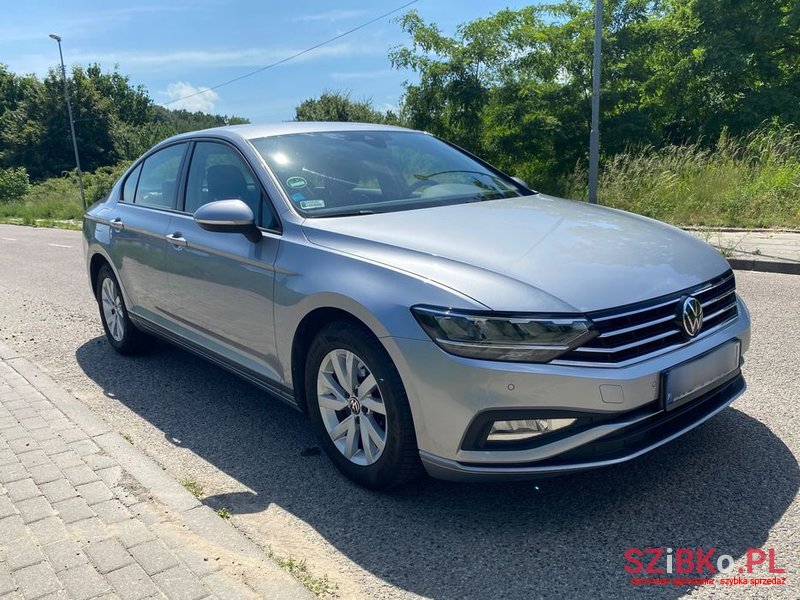 2020' Volkswagen Passat photo #1