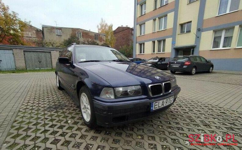 1997' BMW 318 photo #1