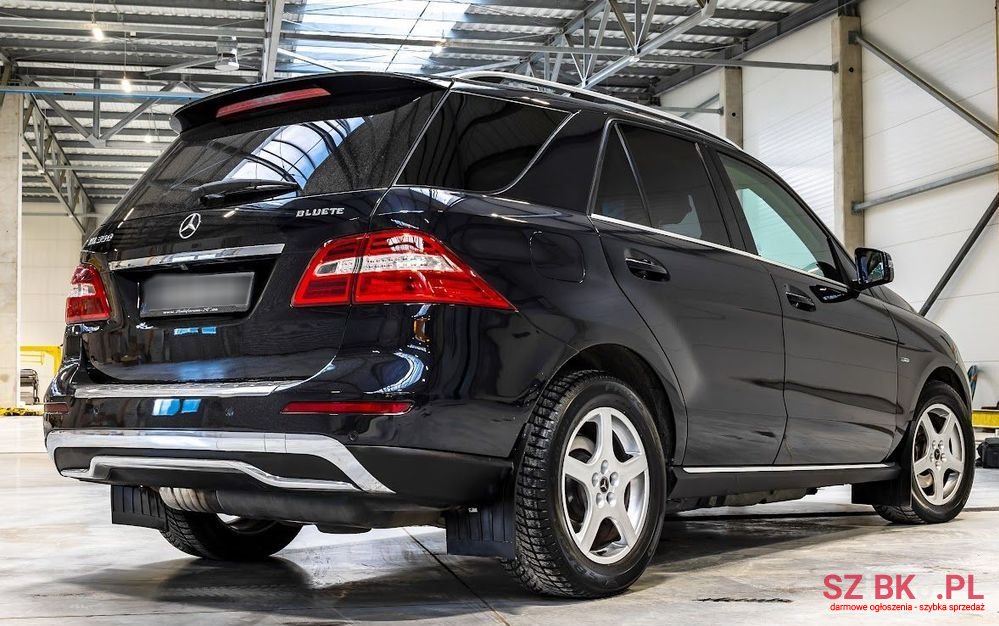 2012' Mercedes-Benz Ml photo #4