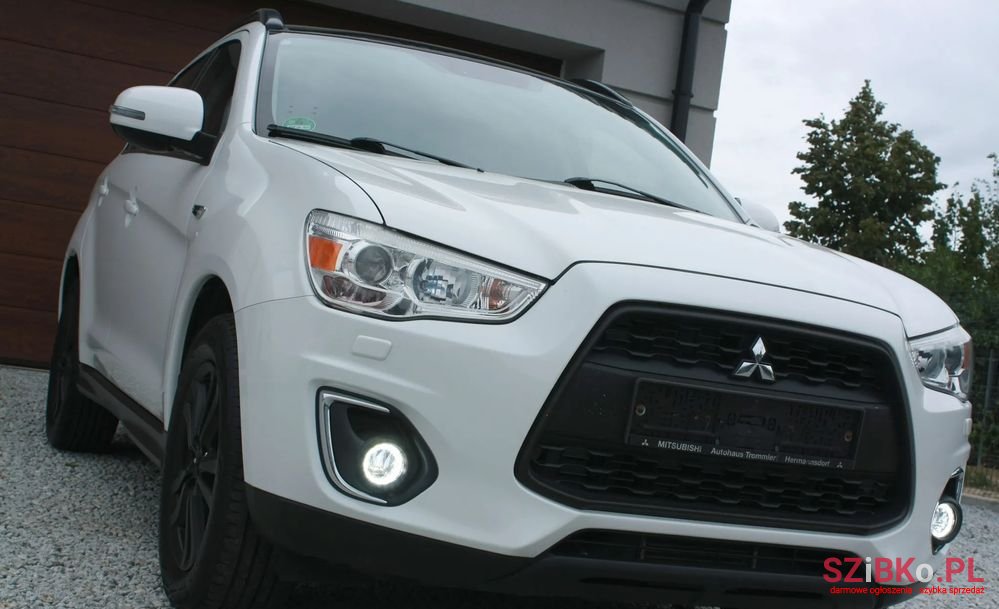 2014' Mitsubishi ASX photo #1