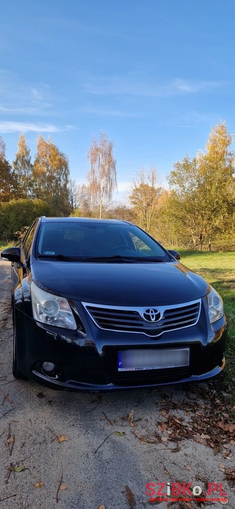 2011' Toyota Avensis 2.0 D-4D 2010 photo #5