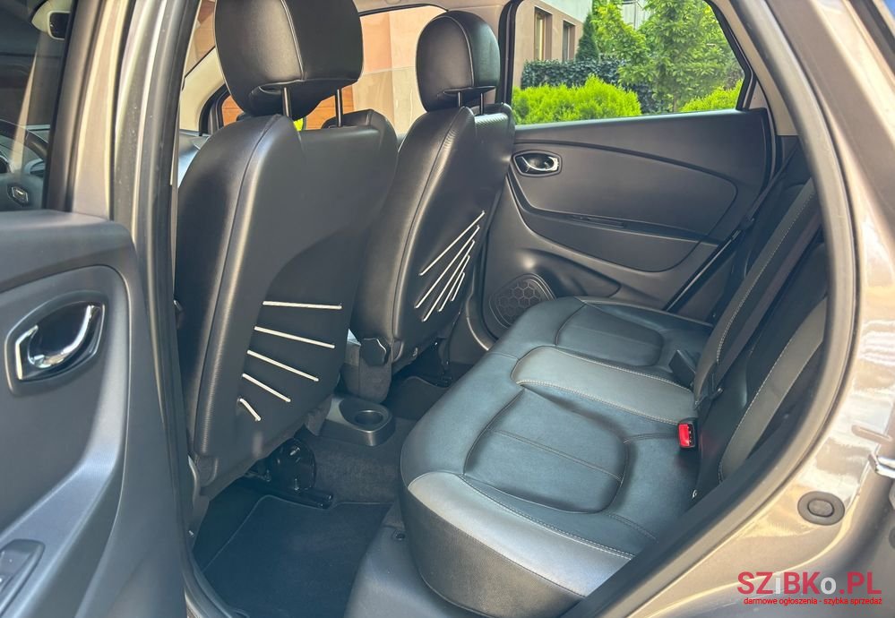 2015' Renault Captur Energy photo #6