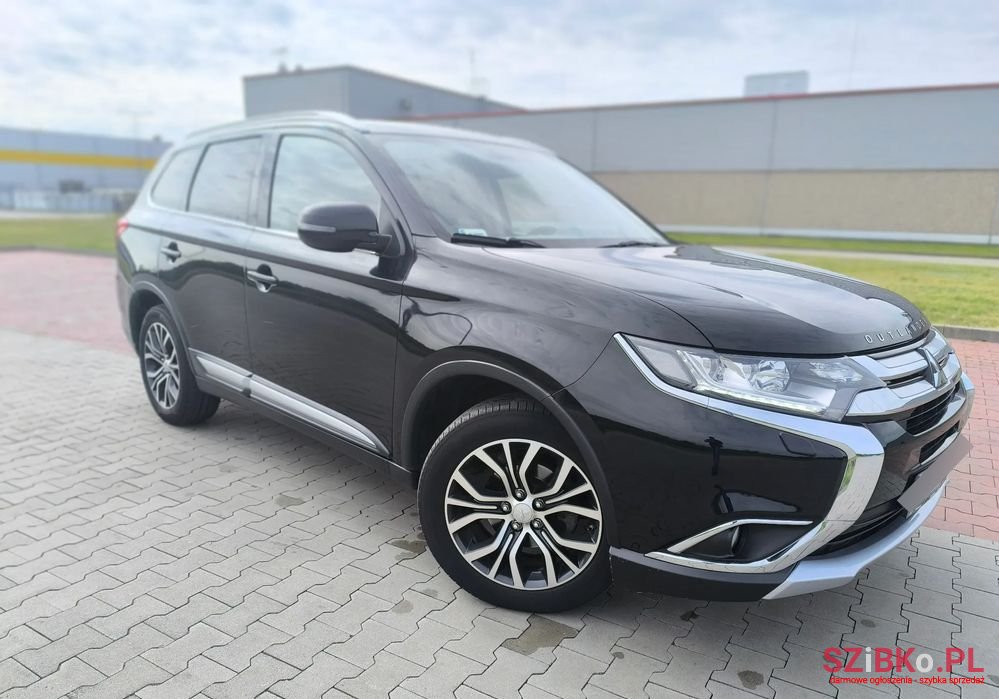 2016' Mitsubishi Outlander 2.0 Intense + 4Wd Cvt photo #1
