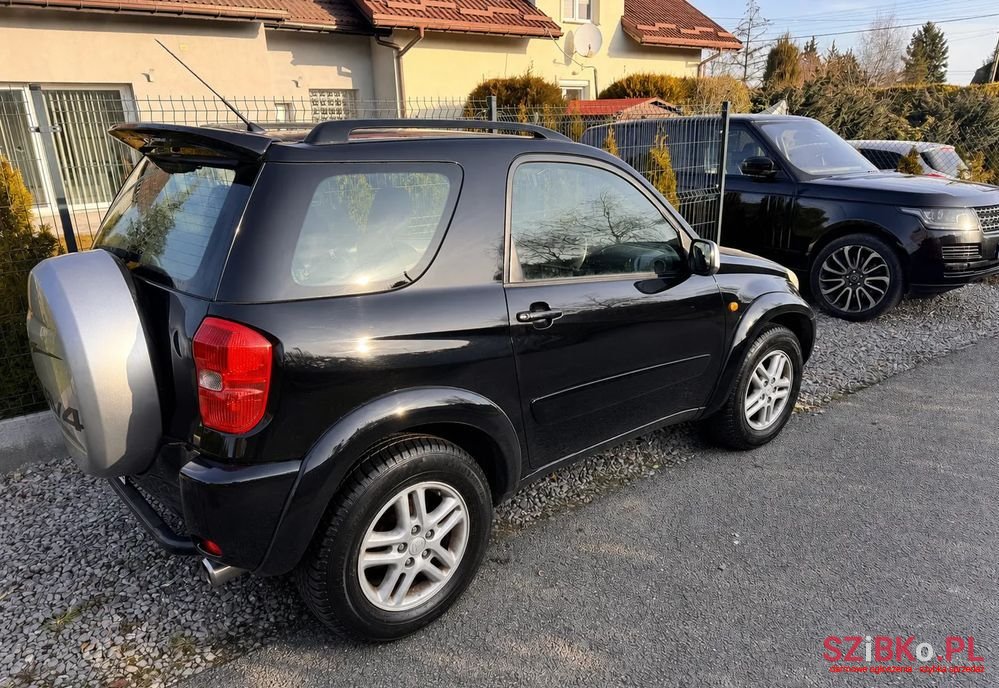 2000' Toyota RAV4 2.0 Vvt-I 4X4 photo #2