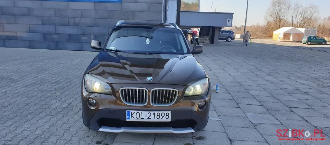 2011' BMW X1 photo #2
