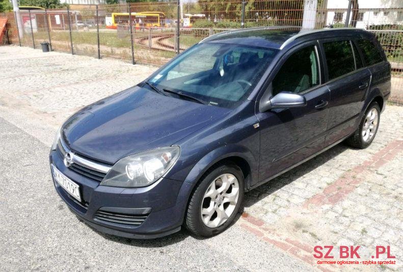 2006' Opel Astra photo #1
