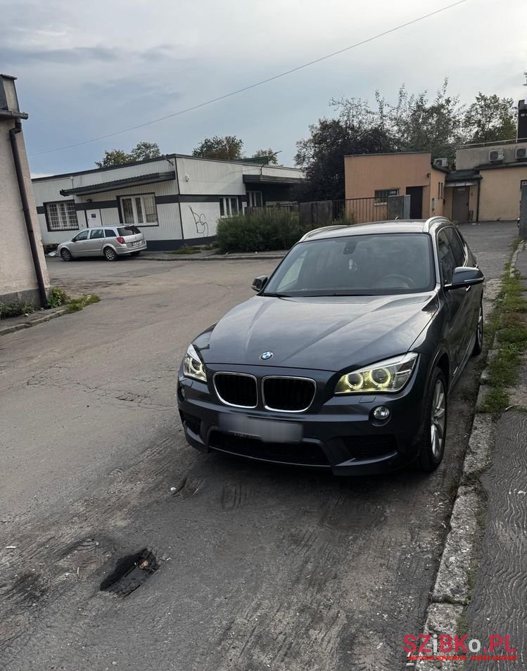 2012' BMW X1 Xdrive20I photo #2