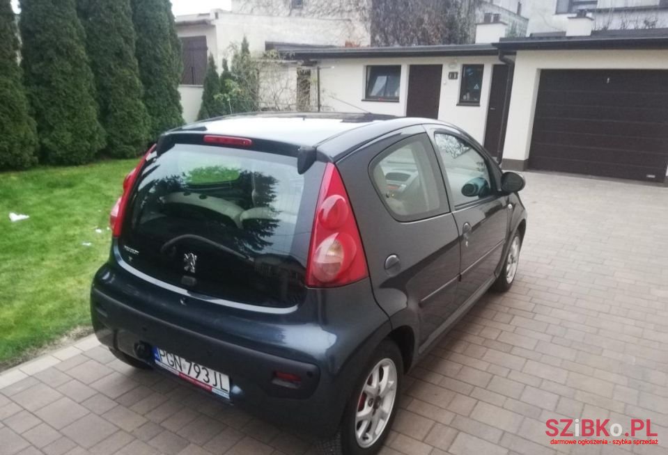 2006' Peugeot 107 photo #4