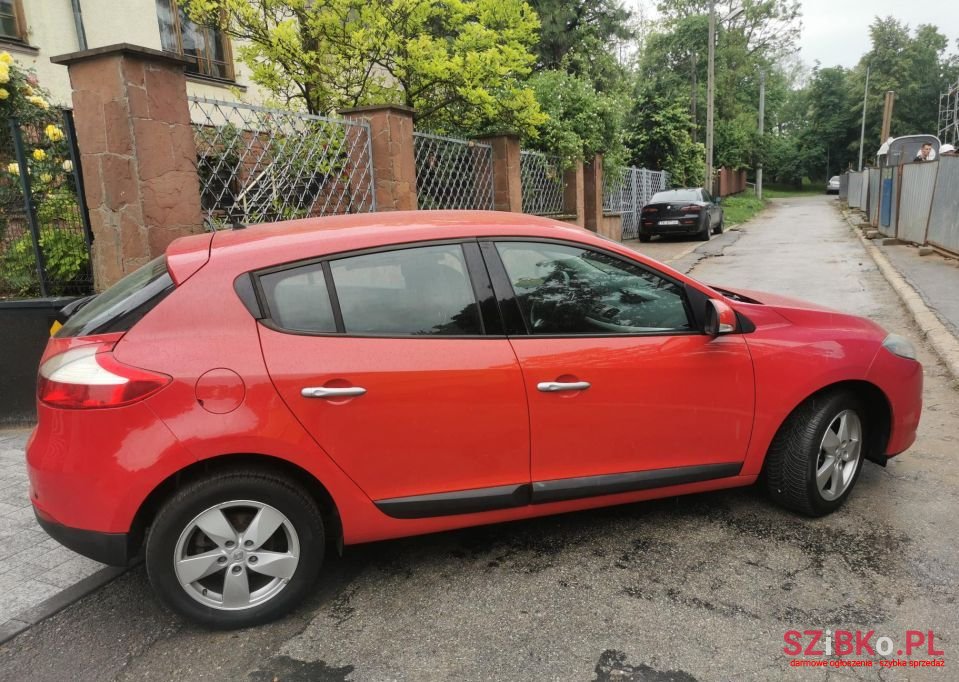 2009' Renault Megane photo #5