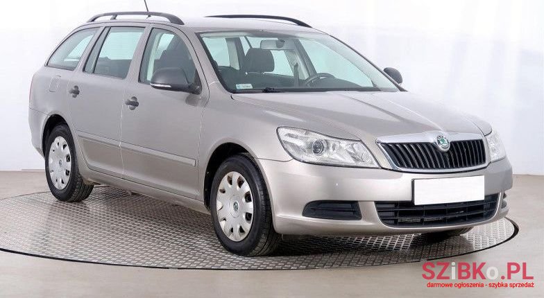 2011' Skoda Octavia photo #1