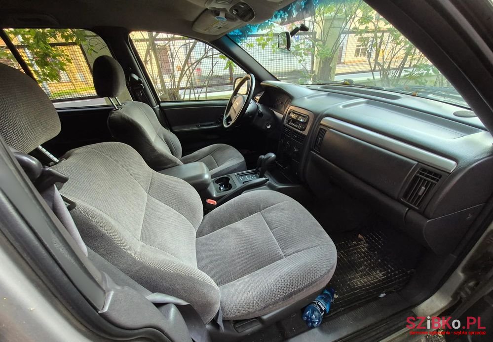 2001' Jeep Grand Cherokee 4.0 Laredo photo #4