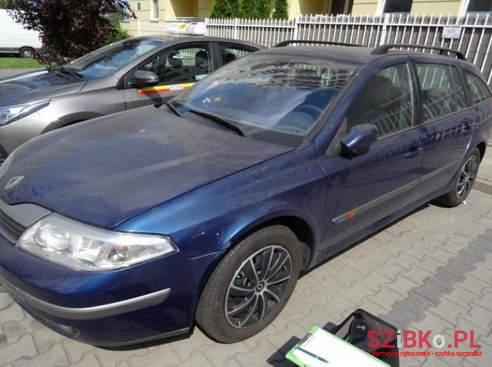 2004' Renault Laguna photo #2