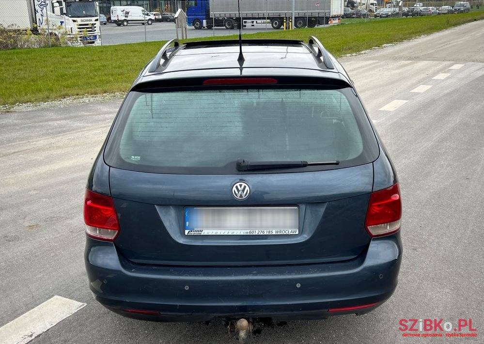 2007' Volkswagen Golf photo #2