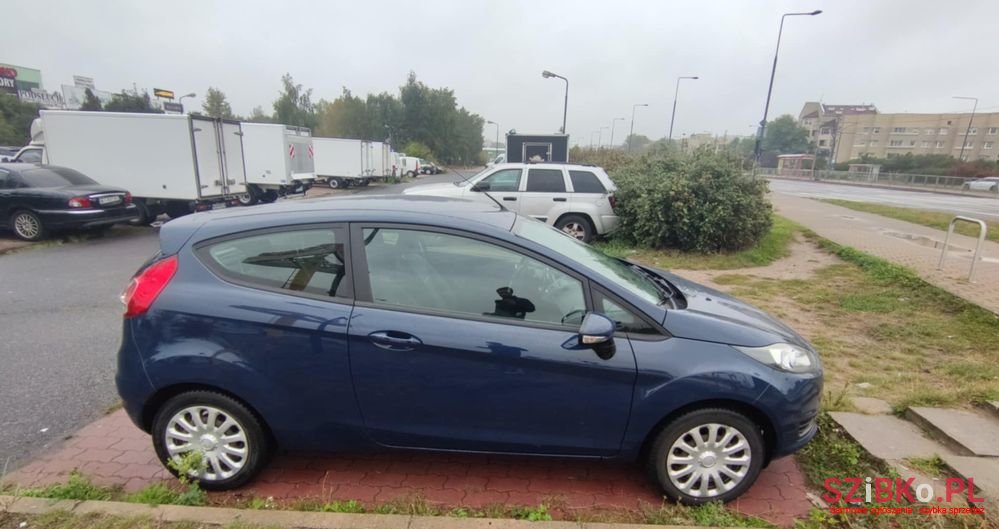 2013' Ford Fiesta photo #4