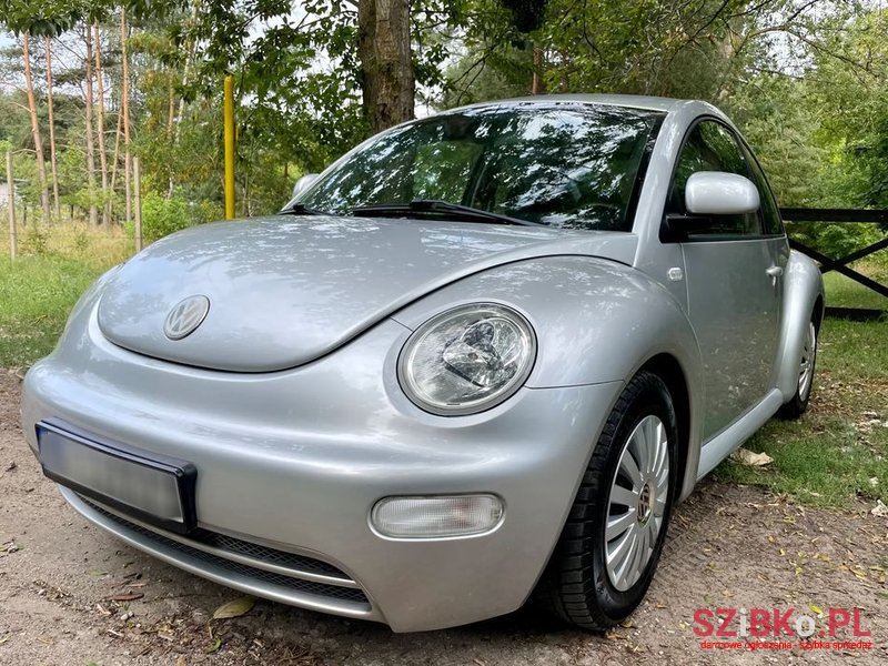 2000' Volkswagen Beetle photo #1