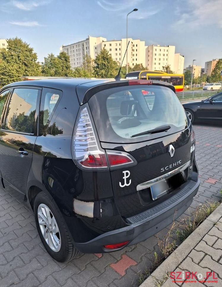 2013' Renault Scenic photo #3