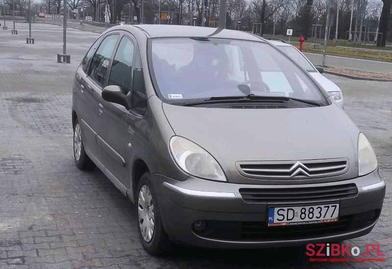 2007' Citroen Xsara Picasso photo #1