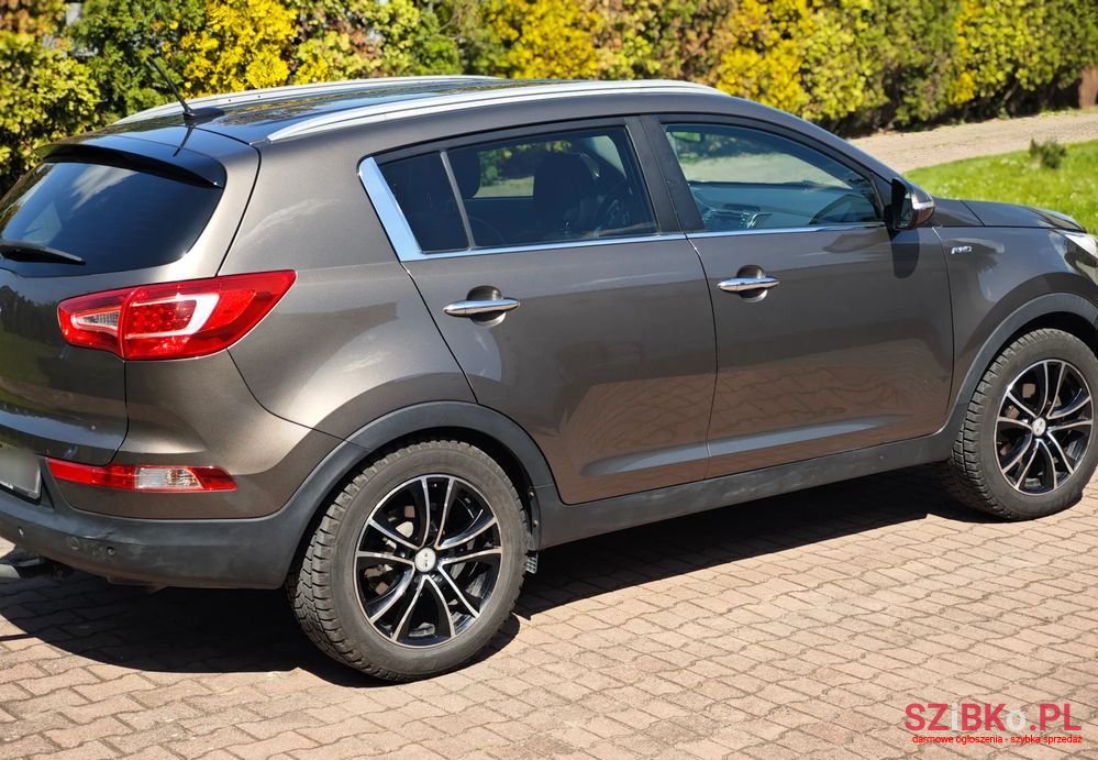 2010' Kia Sportage photo #5