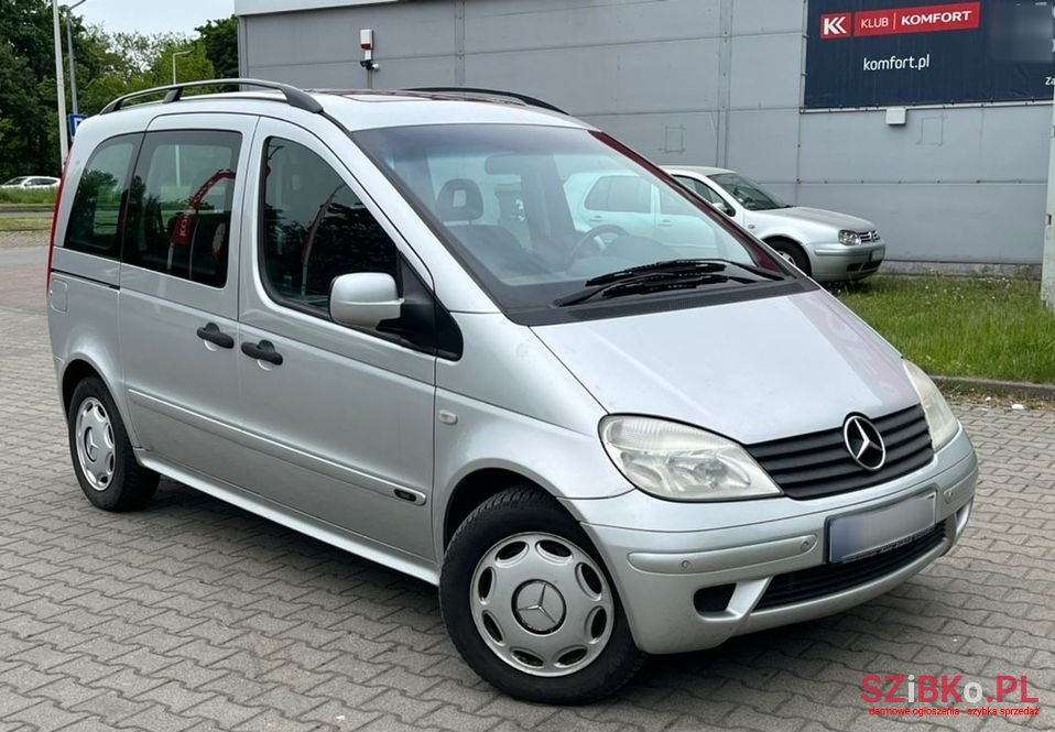 2002' Mercedes-Benz Vaneo photo #3