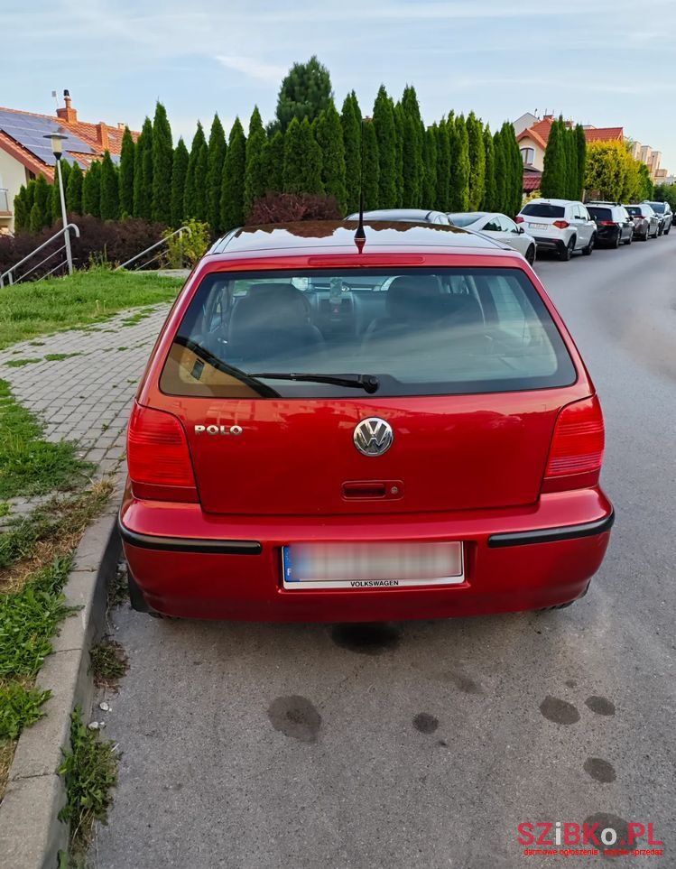 2001' Volkswagen Polo photo #5