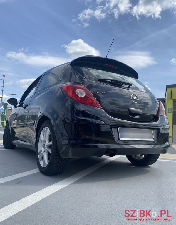 2007' Opel Corsa 1.3 Cdti Cosmo photo #4