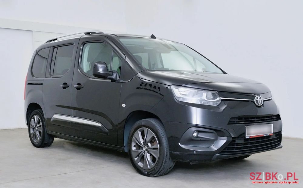 2020' Toyota ProAce City Verso photo #5