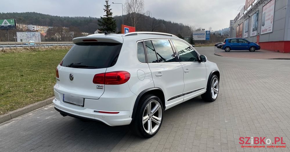 2014' Volkswagen Tiguan photo #3