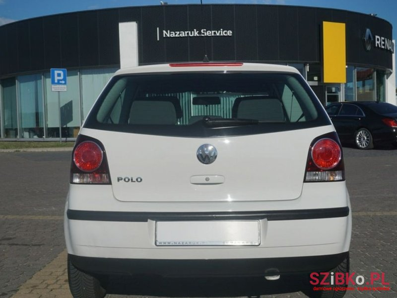 2009' Volkswagen Polo photo #6
