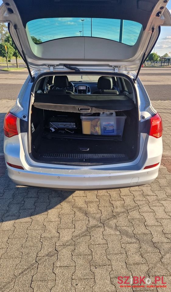 2011' Opel Astra Iii 1.7 Cdti photo #6