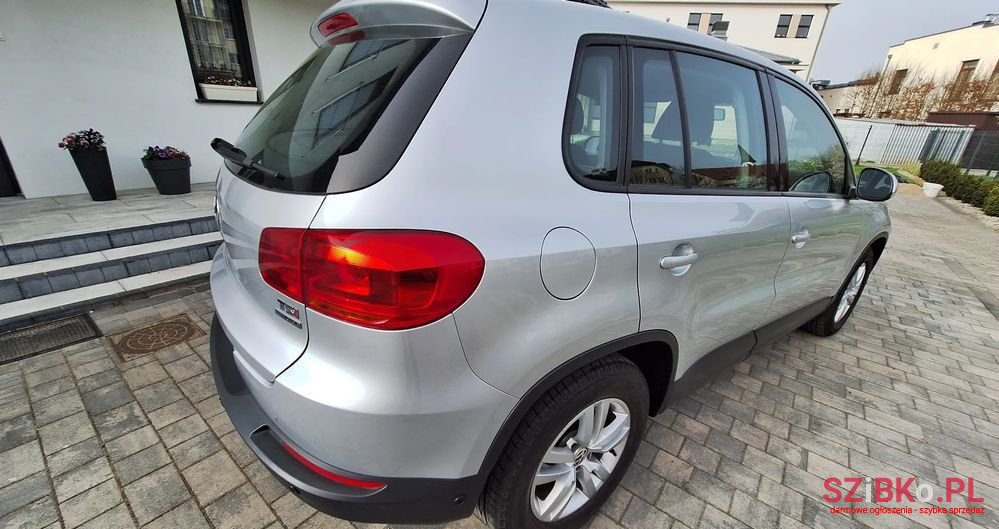 2014' Volkswagen Tiguan photo #2