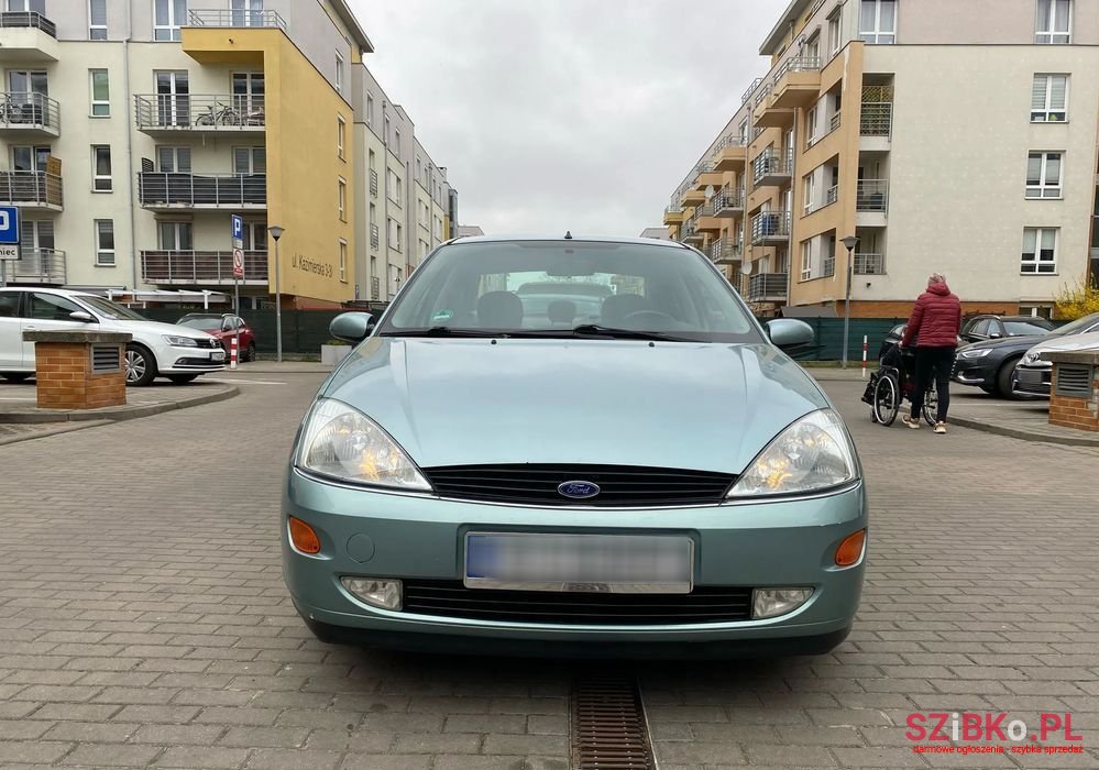 1999' Ford Focus 1.6 Ambiente photo #2