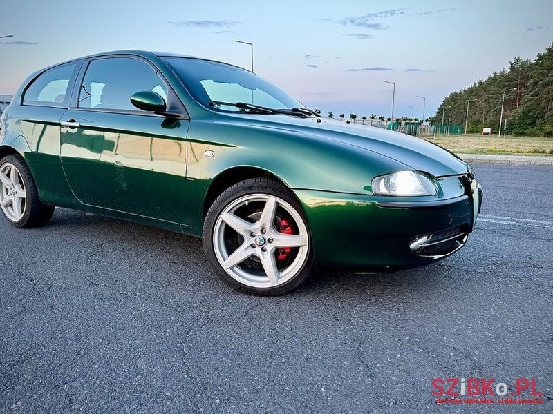 2003' Alfa Romeo 147 photo #1