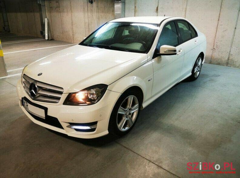 2012' Mercedes-Benz Klasa C photo #1
