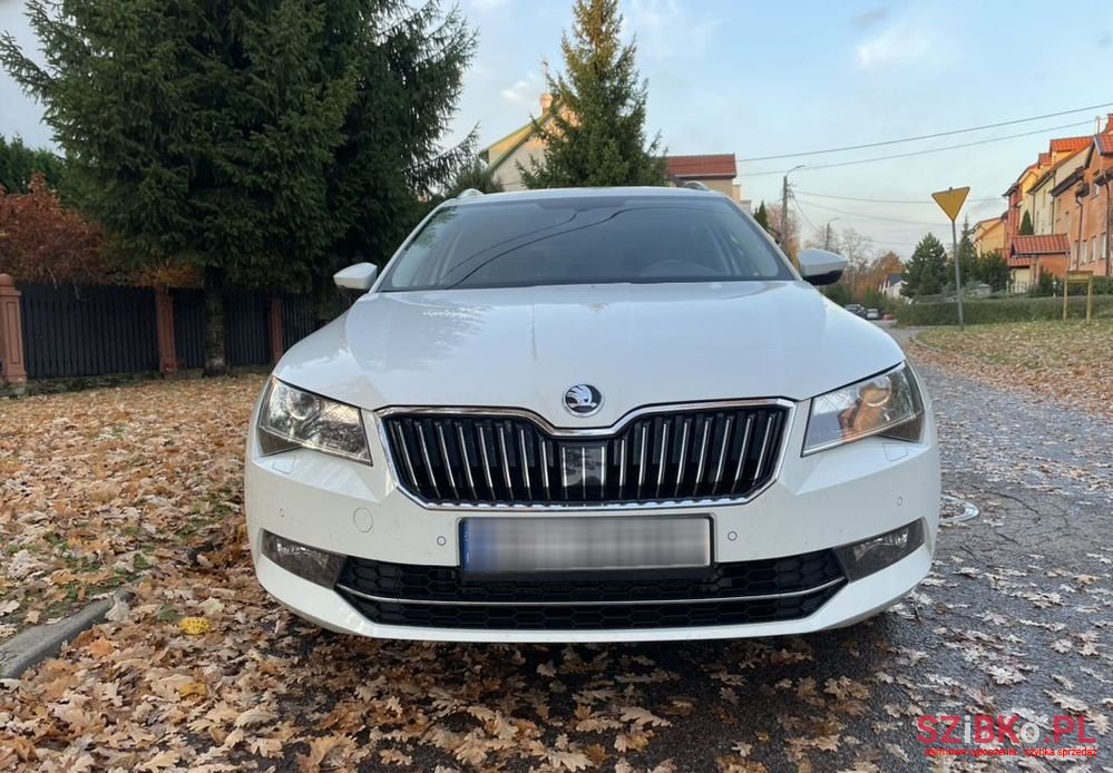 2018' Skoda Superb 2.0 Tdi 4X4 Style Dsg photo #3