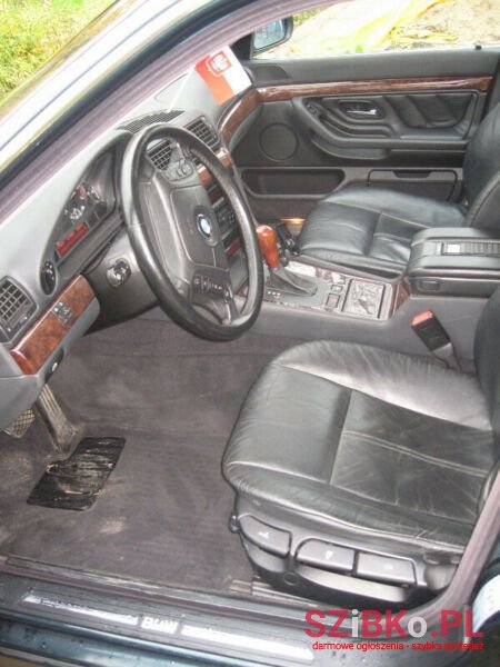 1999' BMW Seria 7 photo #1
