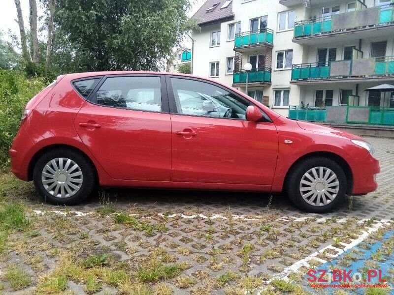 2008' Hyundai i30 photo #1