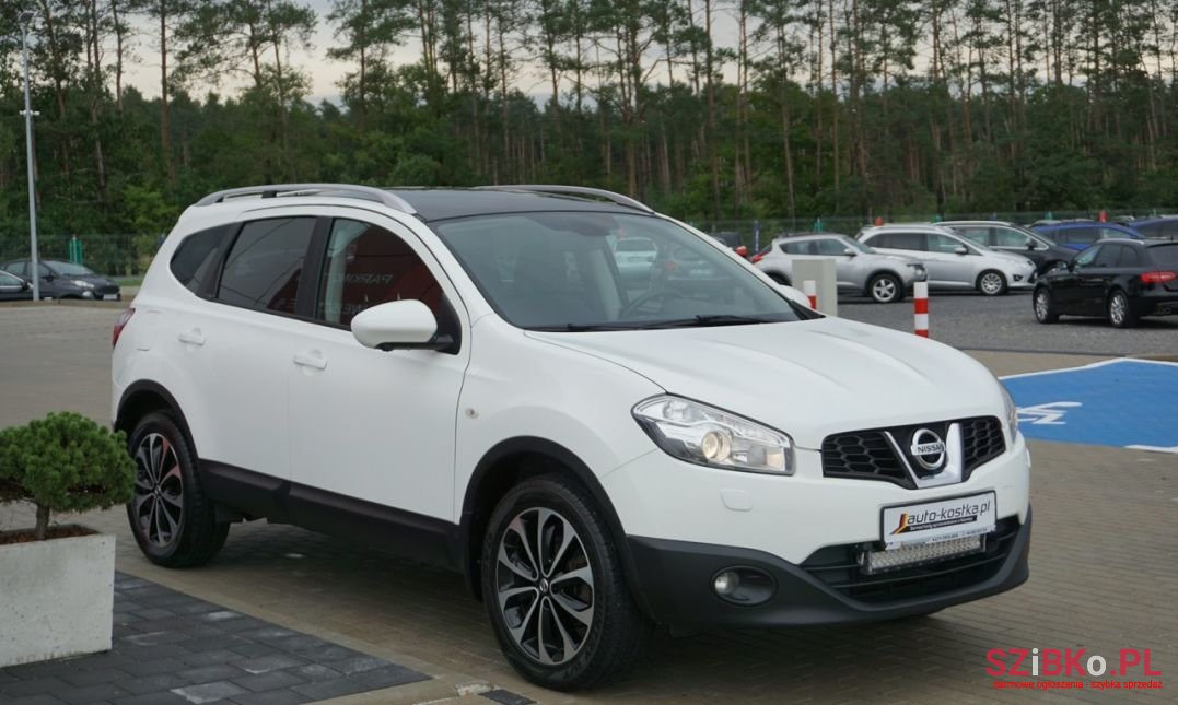 2012' Nissan Qashqai photo #2