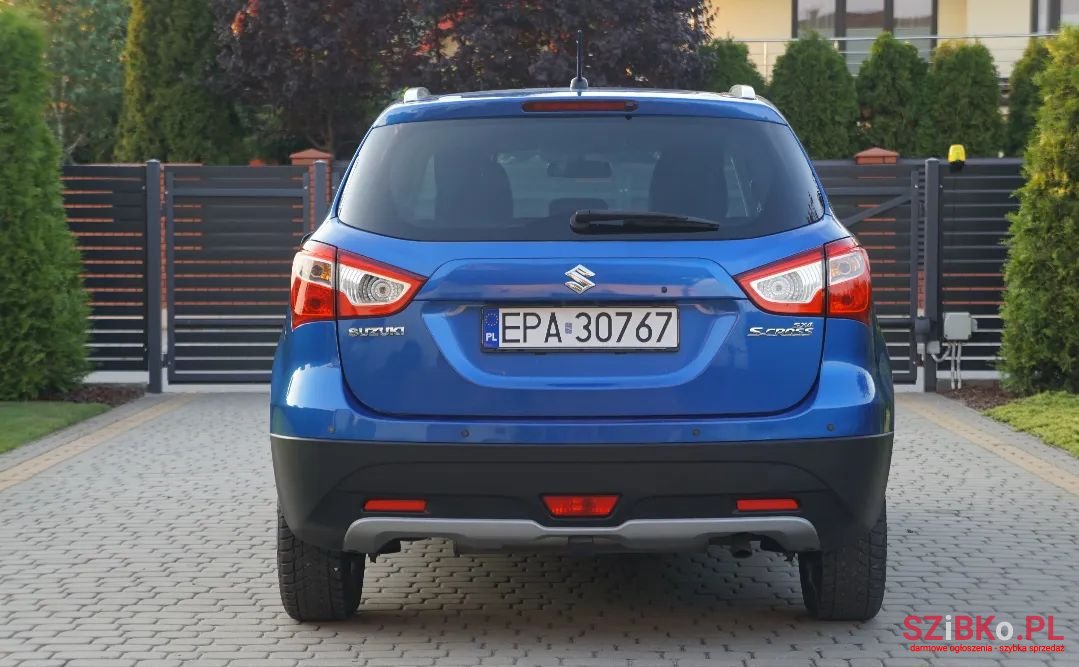 2015' Suzuki Sx4 S-Cross photo #5