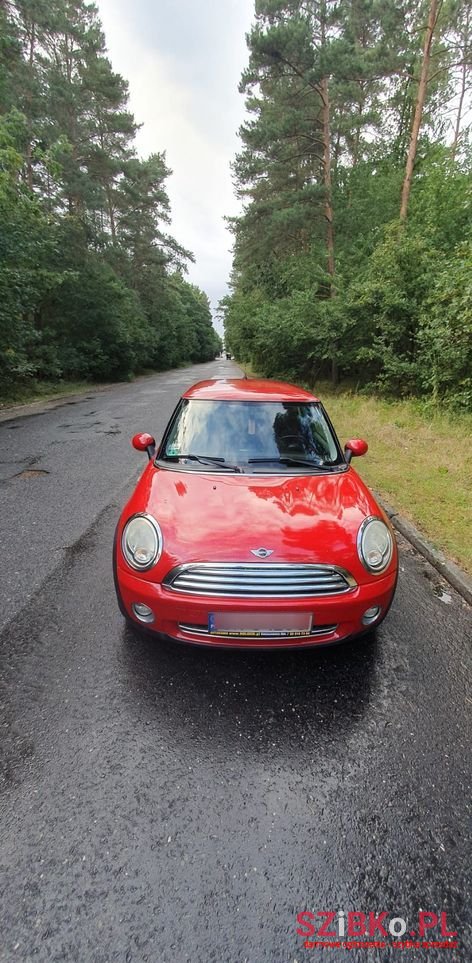 2009' MINI One Standard photo #4