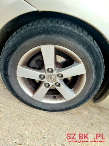 2005' Mazda 3 photo #2