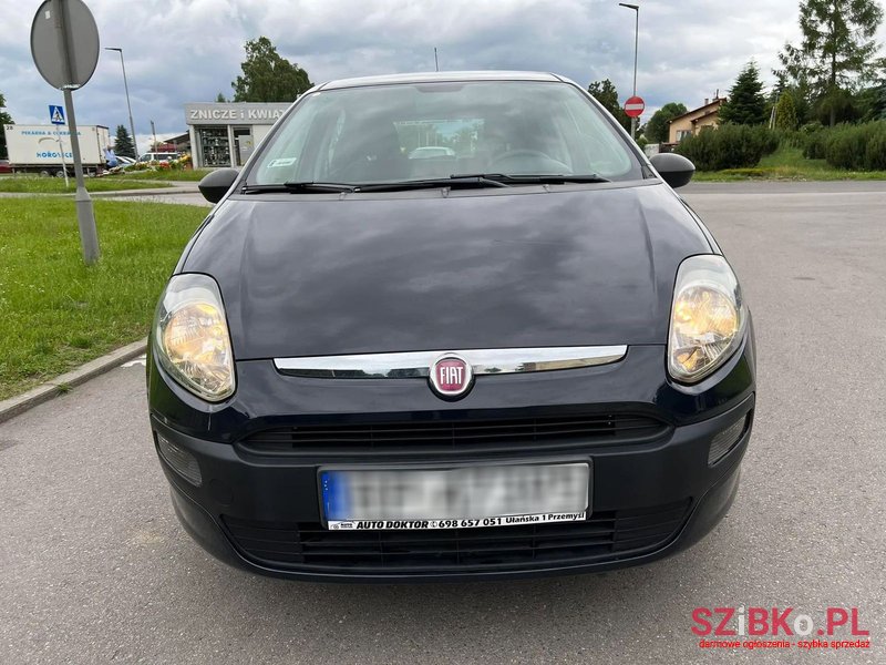 2009' Fiat Punto Evo photo #2