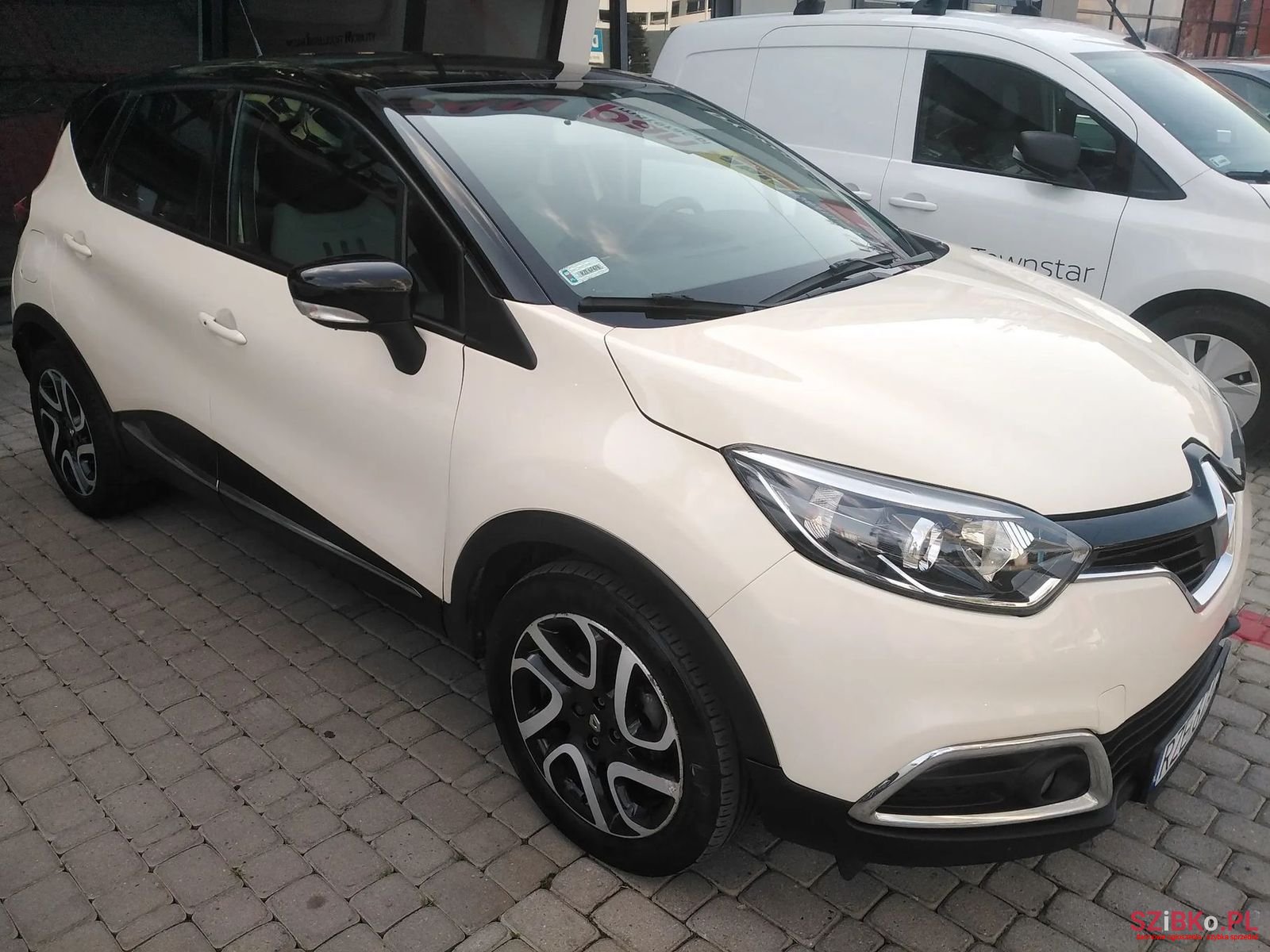 2013' Renault Captur photo #6