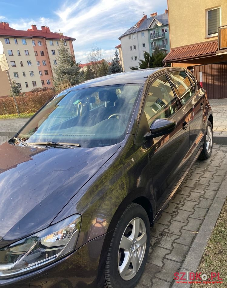 2016' Volkswagen Polo photo #4